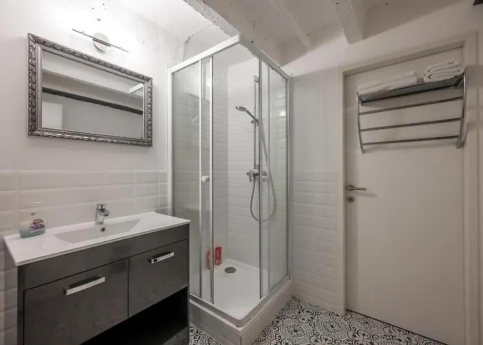 Center Lofts Apartahotel 3*