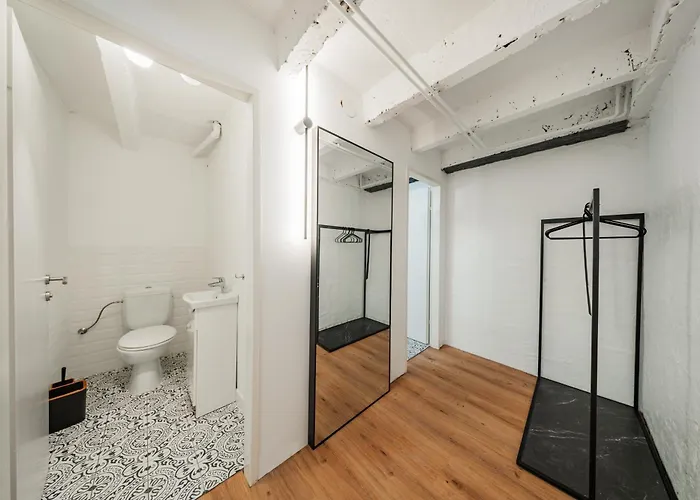 Center Lofts Apartahotel 3*